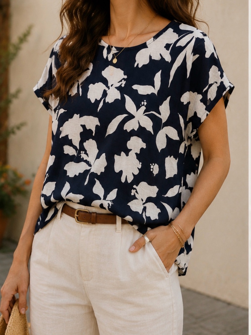 Halogen Navy White Floral Blouse Size 1 Lightweight Resort Top